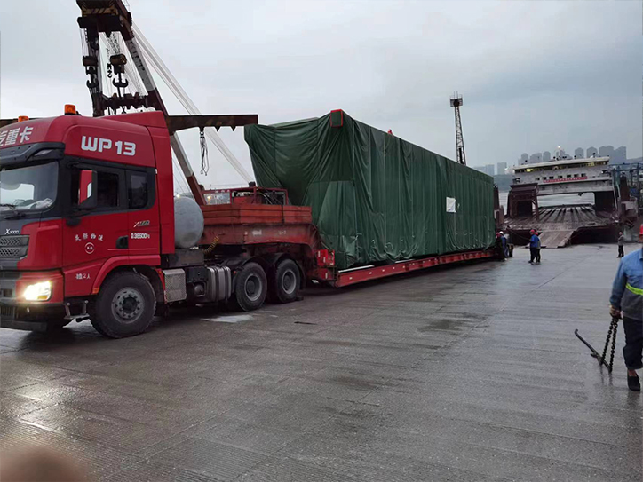 阿勒泰13米平板物流包车，整车物流